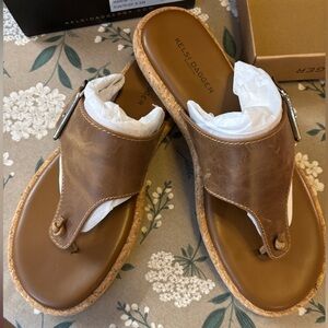 Kelsi Dagger Theory Camel Thong Sandals. NIB 9.5 medium.